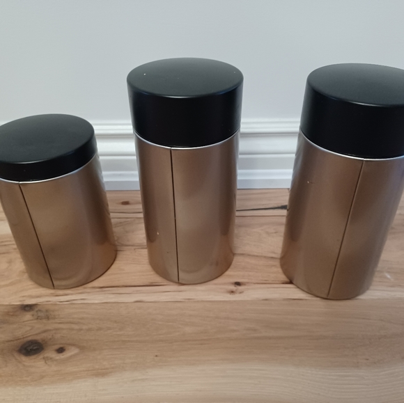 Set of 3 metal kitchen canisters - Picture 2 of 2